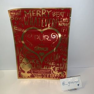 Resting Grinch Face PUR x Grinch Sheet Mask